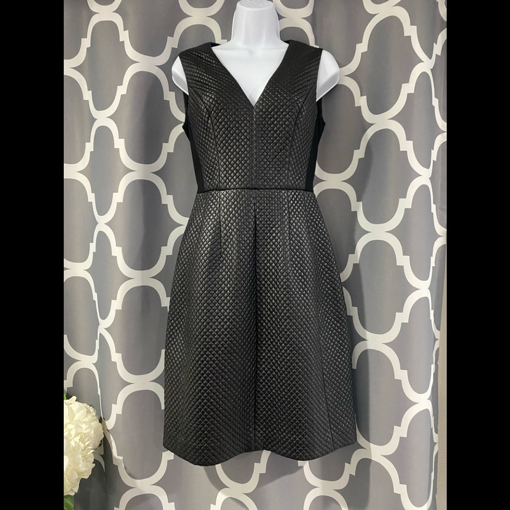 Gorgeous Womens MaxAzaria Black Soft Faux Leather Dress Size 02